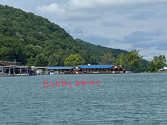 Bubba Brews bar and grill 