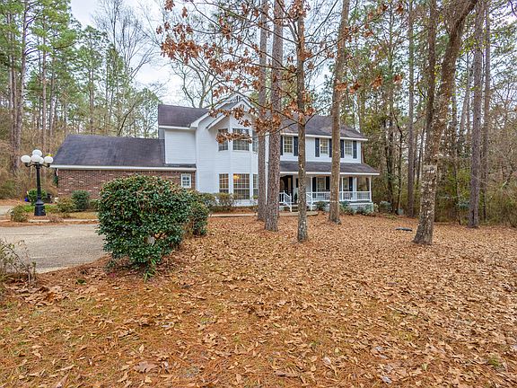 5th image of 205 Little Creek Dr