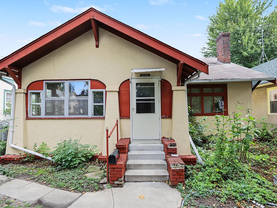 1st image of 3023 32nd Ave S