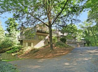 380 Windycrest Dr, Ann Arbor, MI