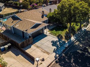 652 Holly Hock Cir, Patterson, CA 95363