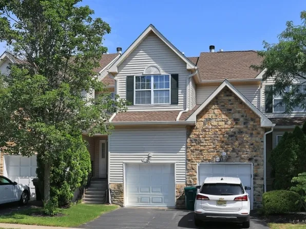 7 Dewitt Ln, Hillsborough Twp., NJ 08844