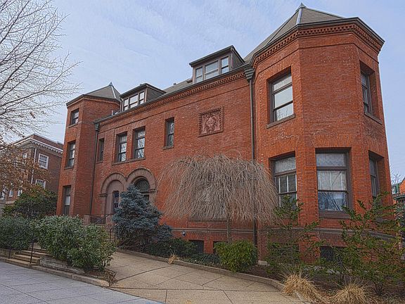 2nd image of 1740 New Hampshire Ave NW