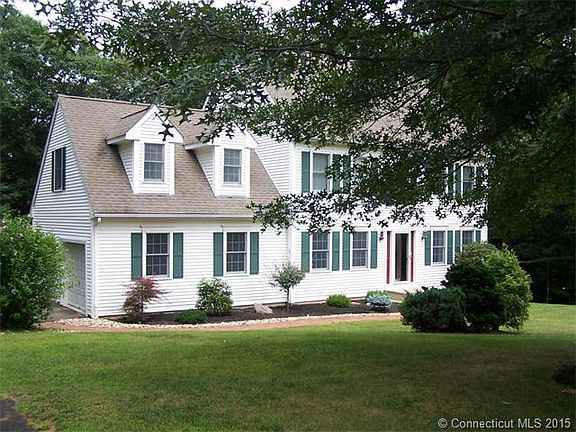 3rd image of 49 Barbara Dr