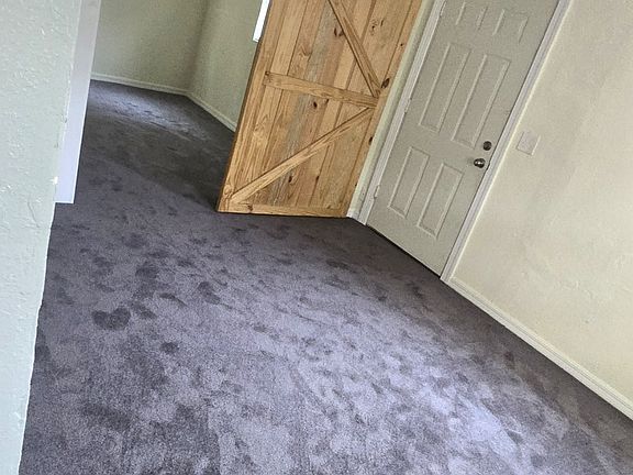 5th image of 2504 NE 70th St
