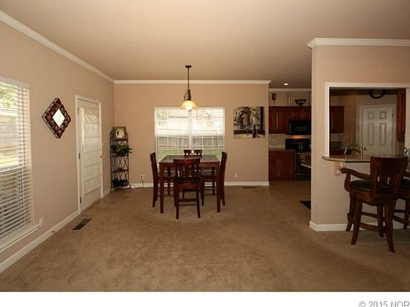 5th image of 11224 S Locust Ave