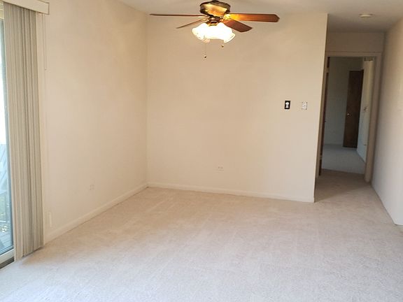 5th image of 15812 Terrace Dr #Oak3