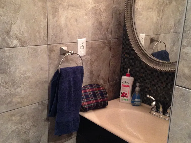 76 Flora St #2 — Photo 12