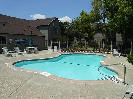 Courtside Village — Photo 2