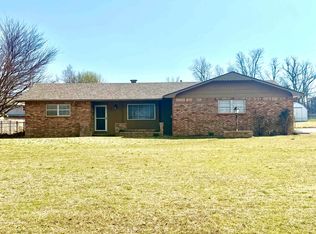 4815 Cedardale Rd, Woodward, OK 73801