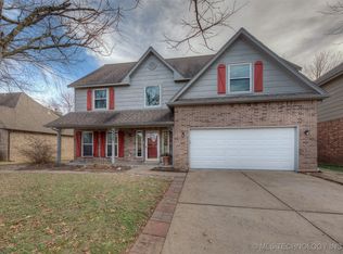 3325 W Freeport St, Broken Arrow, OK 74012