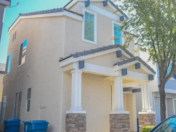 8134 Golden Flowers St, Las Vegas, NV 89139