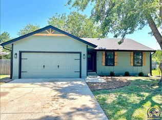 2508 SW Stutley Ct, Topeka, KS 66614