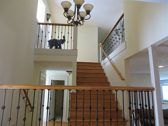 4th image of 4909 N Weir Dr