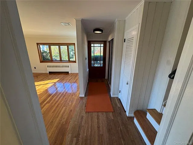 3 bed, 3.0 bath, 1655 sqft, $6,000 — Photo 4