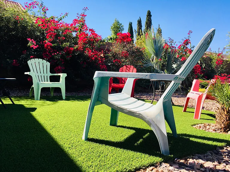 Relaxing backyard!