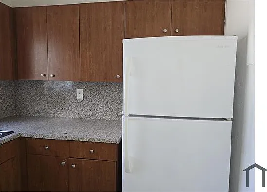 2 bed, $2,300 — Photo 2