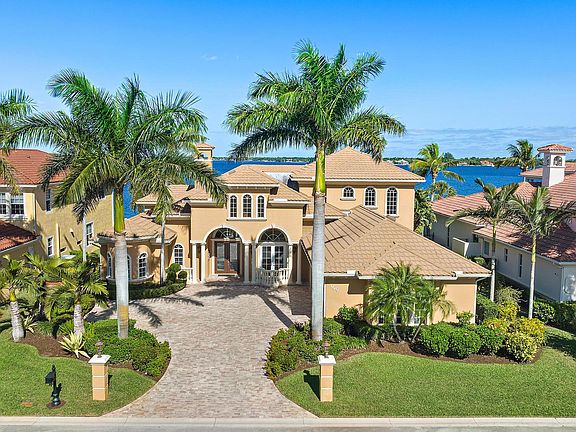3rd image of 166 SW Palm Cove Drive