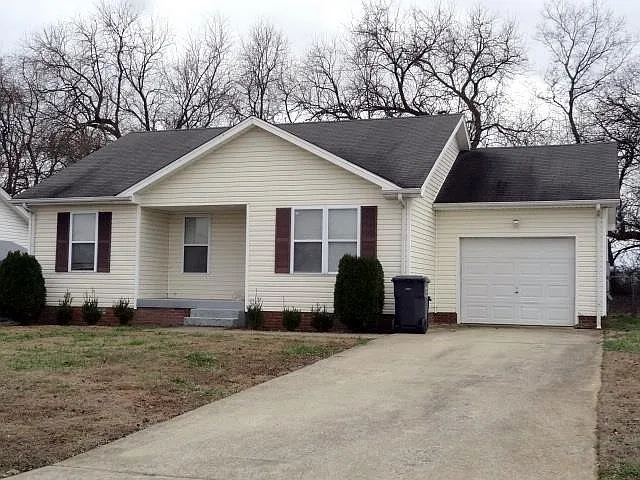 Timberline Cir — Photo 1