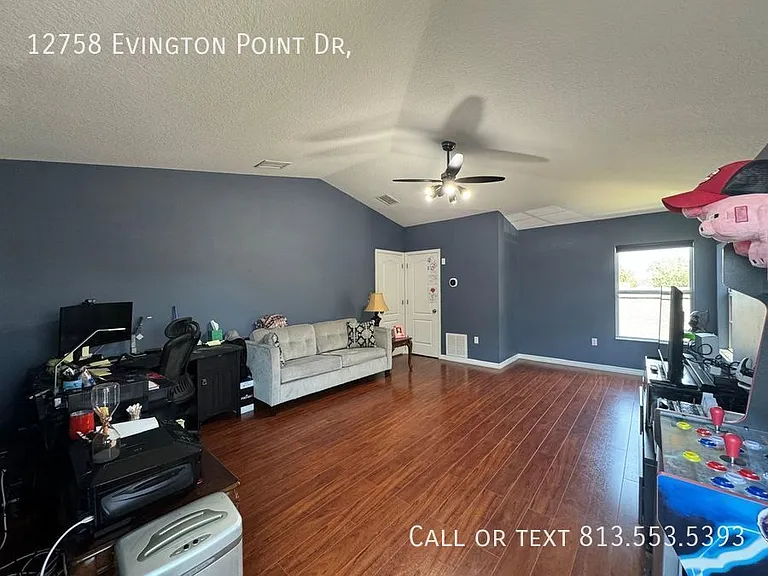12758 Evington Point Dr — Photo 16