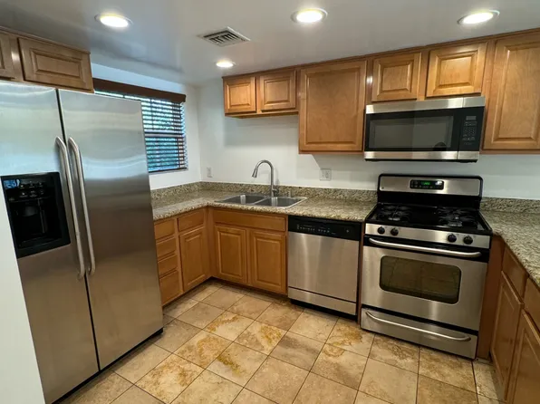 2301 Roscomare, 2301 Roscomare Rd APT 112, Los Angeles, CA 90077