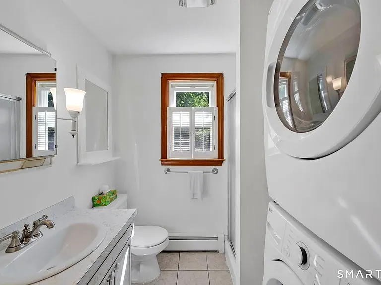 49 Schaffer Dr — Photo 16