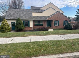 246 Steeplechase Dr, Elverson, PA 19520