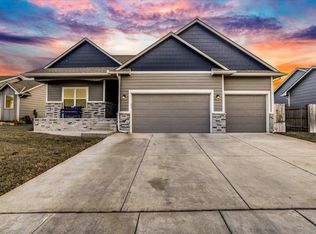 2358 S Chateau St, Wichita, KS 67207