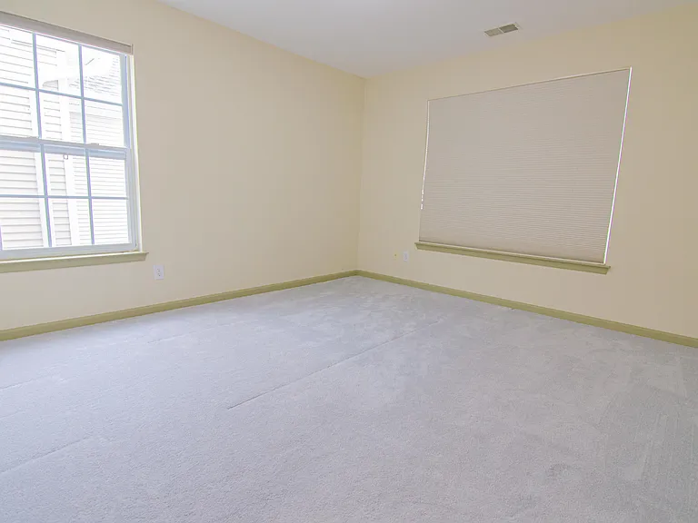 3027 King Ct — Photo 10