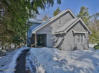 217 Heron Ln, Pocono Pines, PA 18350
