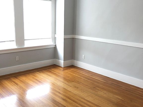 5th image of 1550 Powell St