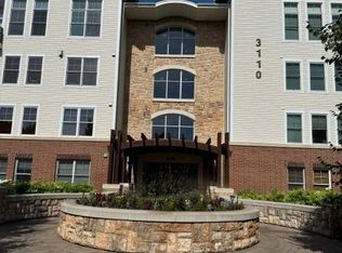 3110 Chestnut St N #312, Chaska, MN 55318