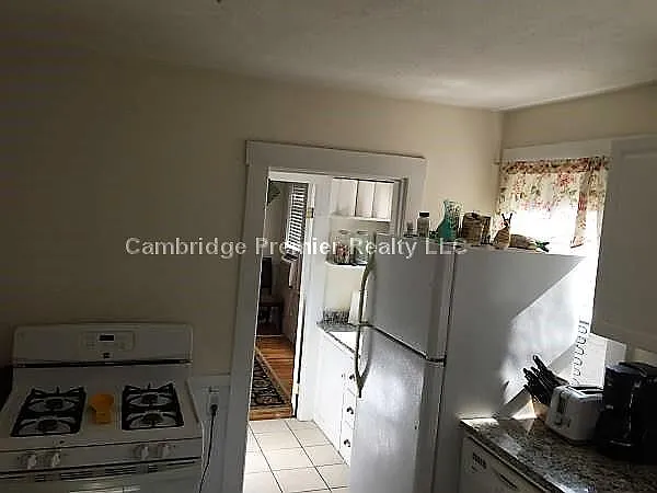 175 Boston Ave #2 — Photo 11