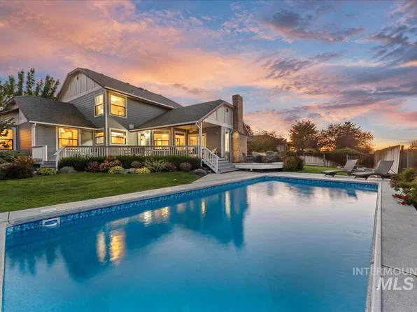 8780 W Clovis Dr, Boise, ID 83709