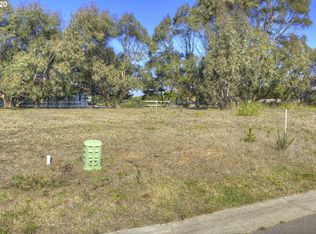 834 Spyglass Dr, Bandon, OR 97411