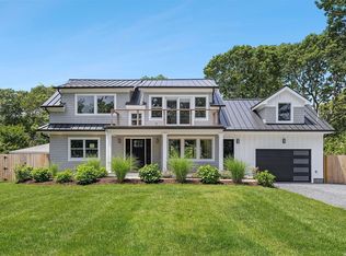 305 Smith Dr S, Southold, NY 11971