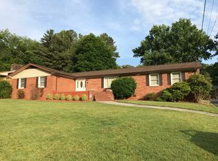 914 Glademill Dr, Kingsport, TN 37663
