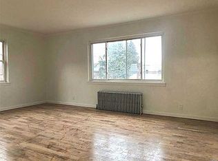 11408 202nd St FLOOR 2, Saint Albans, NY 11412