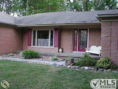 5th image of 4248 Knollwood Dr