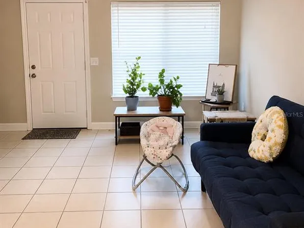 605 Northlake Blvd APT 9, Altamonte Springs, FL 32701