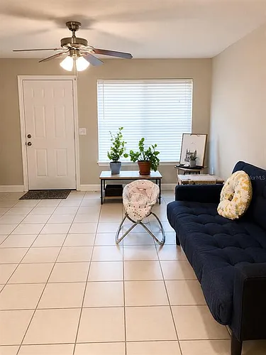 605 Northlake Blvd #9 Photo 1