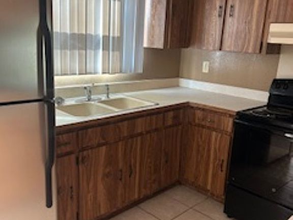 4th image of 12902 Kellywood Cir