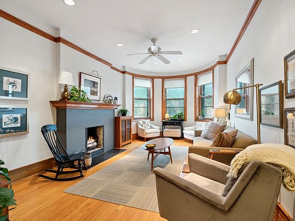 2nd image of 5012 S Dorchester Ave APT 2