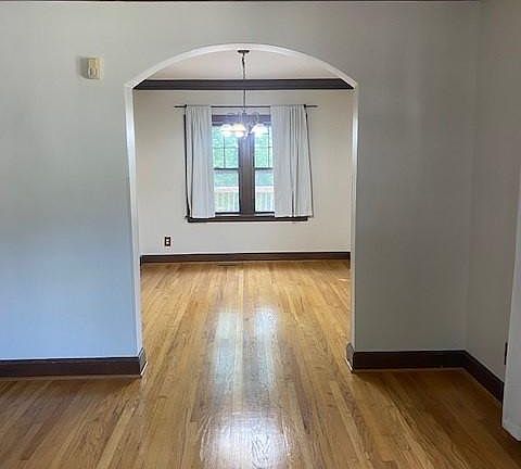 3rd image of 510 S 55th St