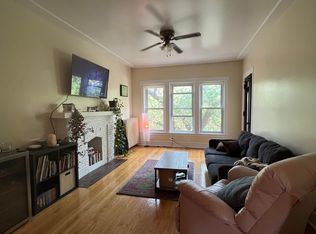 1308 W Rosemont Ave #3W, Chicago, IL 60660