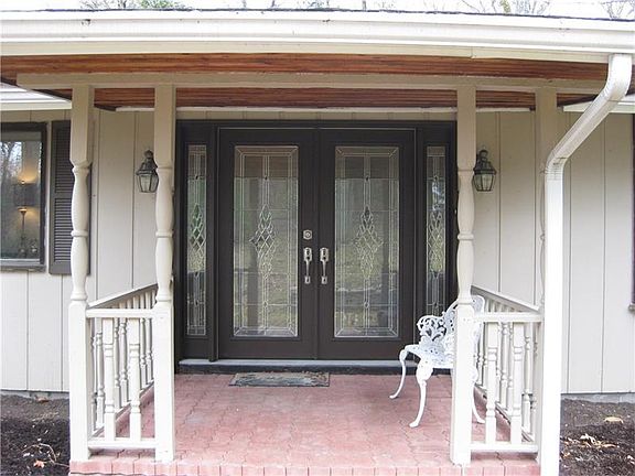 2nd image of 3071 Fernwood Ln