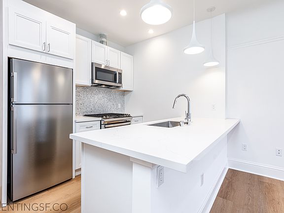 2nd image of 2845 Pierce St APT 101