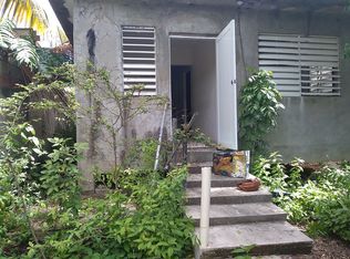 2 Mirasol St, Vieques, PR 00765