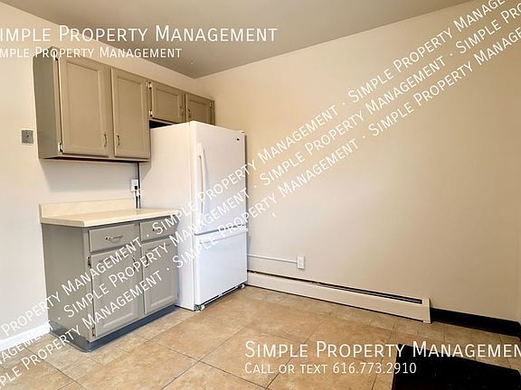3rd image of 2457 Gaynor Ave NW APT C