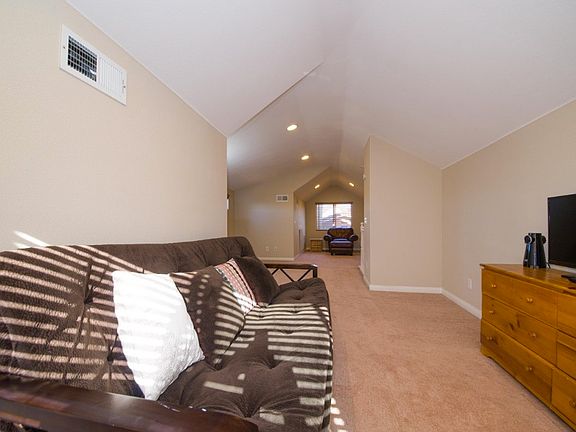 3rd image of 5310 Quarterdeck Ln